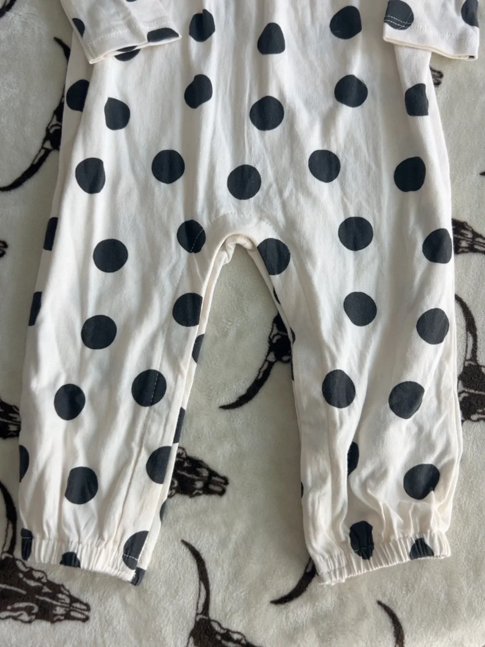 NWT Old Navy Baby Girl Polka Dot Romper Heart Bib Set 18-24M